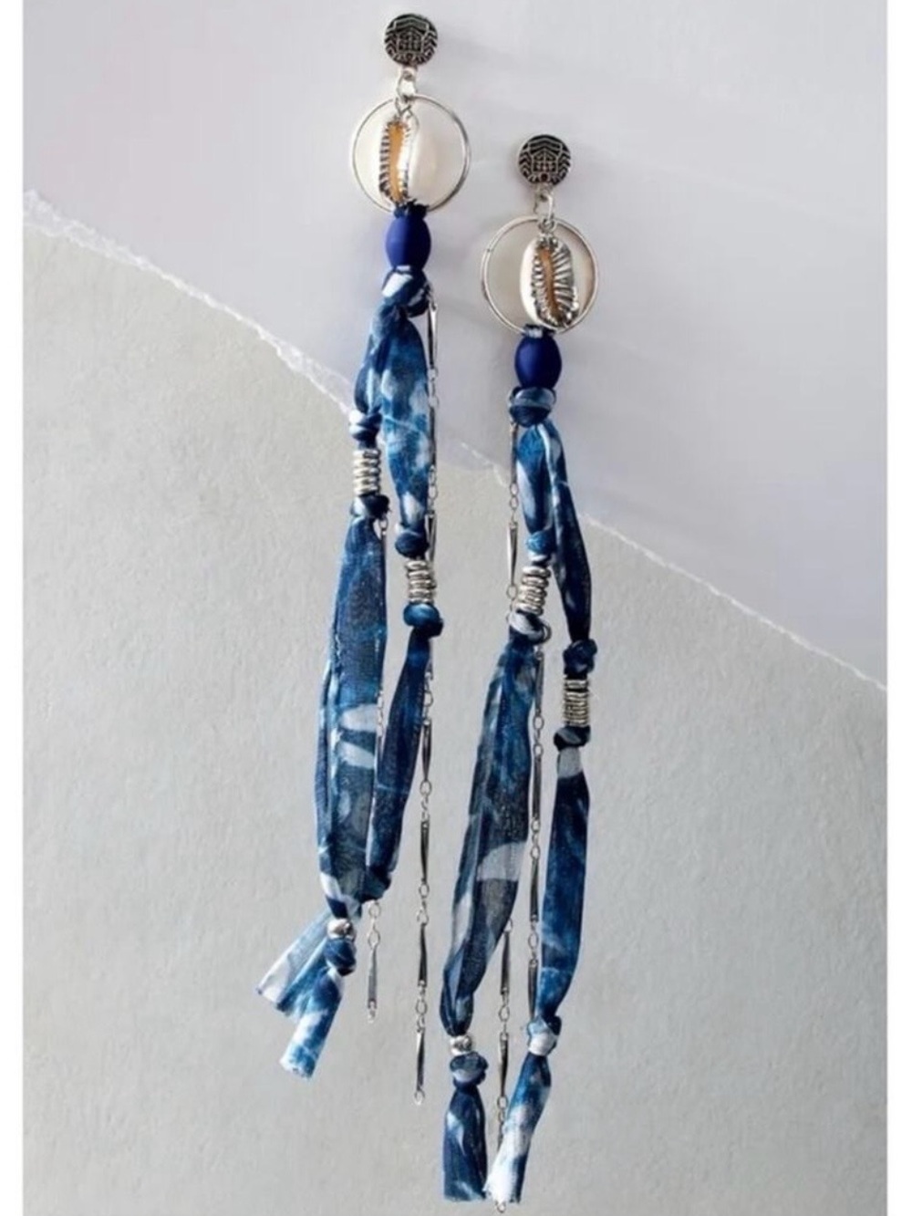 Free People Bohemian Beachy Concha Shell Blue Bridge Dangle Earrings NWT 8”